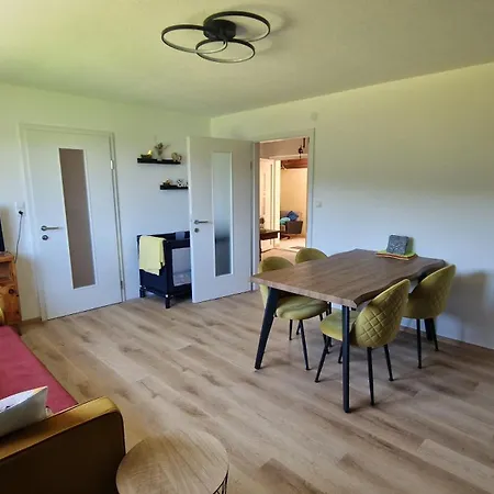 Zwoelfer Appartement